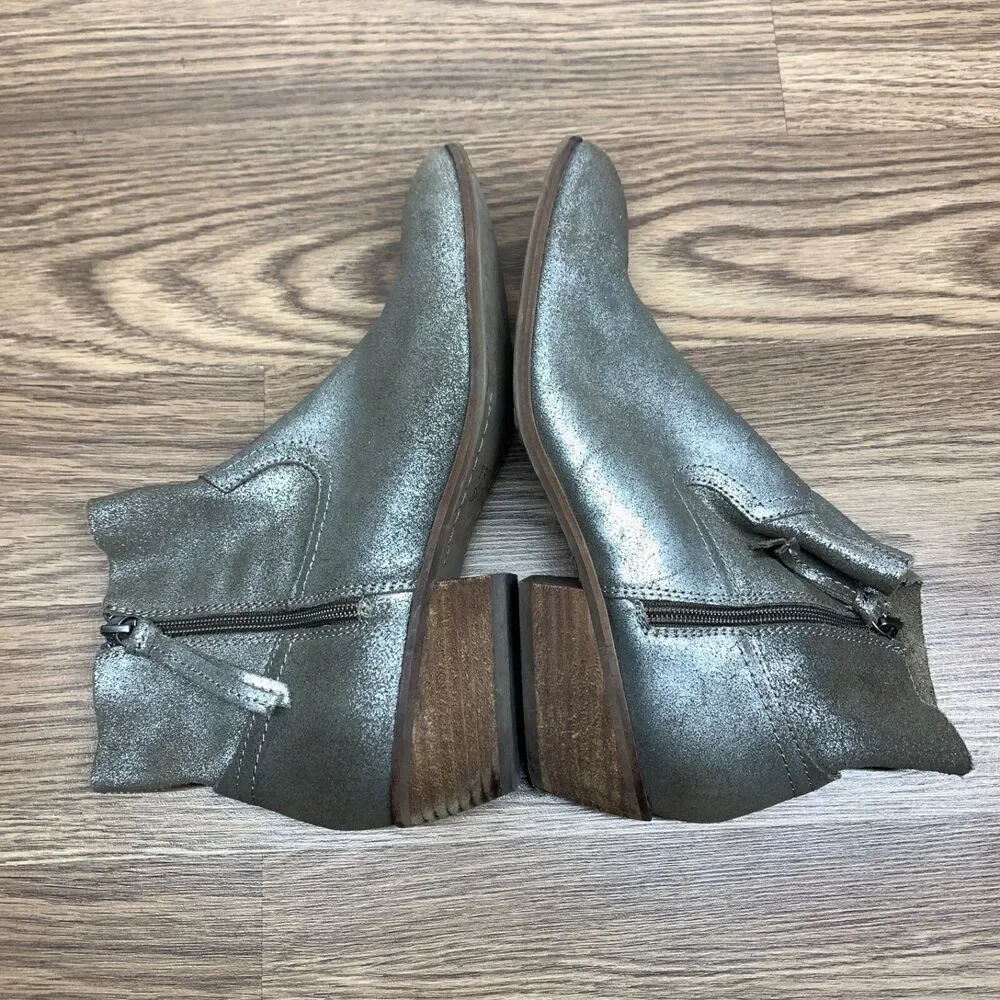 Frye zip metallic
